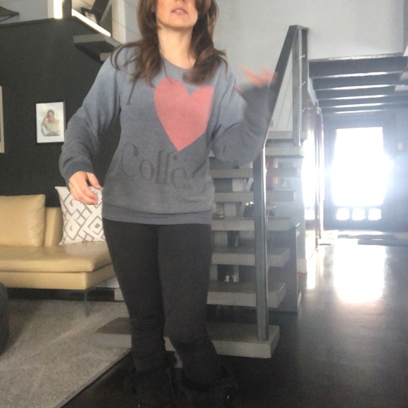 Wild fox - Picture 2 of 2